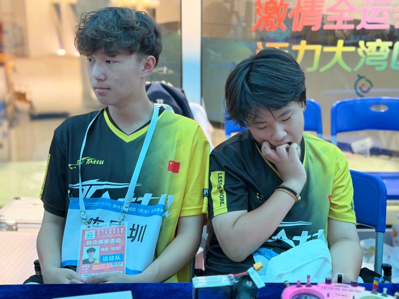 小白、果果，